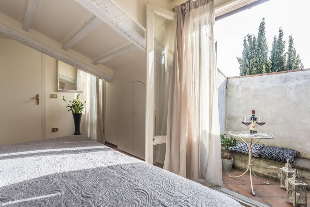 Hotel Il Cavallino Blu Volterra Bagian luar foto