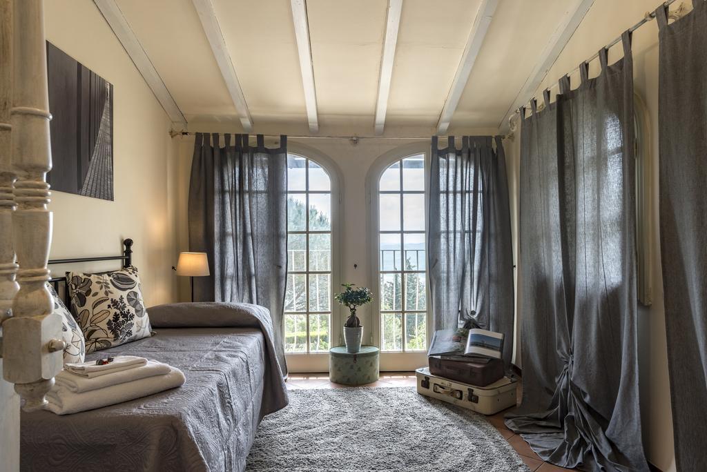 Hotel Il Cavallino Blu Volterra Bagian luar foto